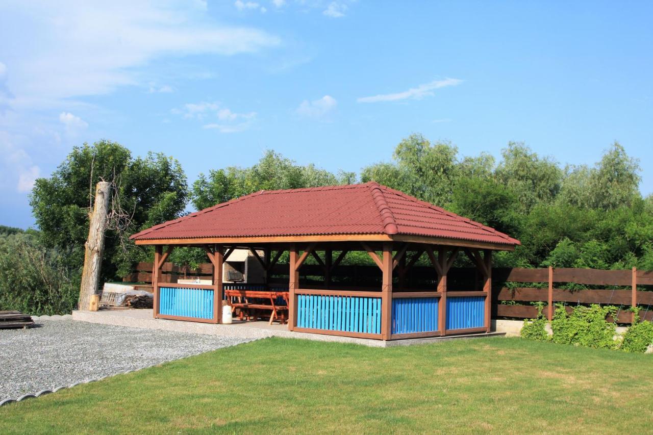 Camere De Inchiriat Baltenii De Sus Exterior photo