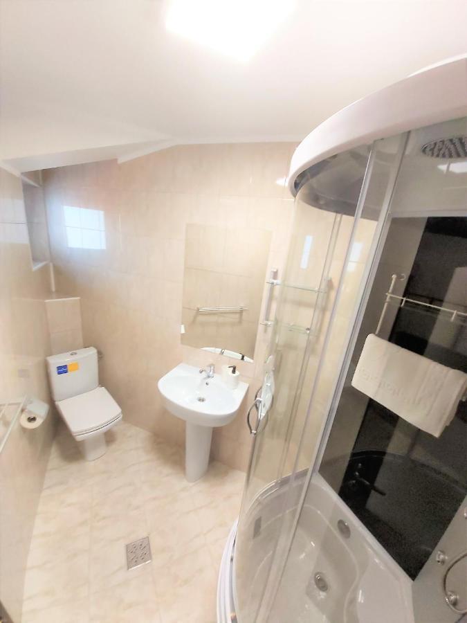 Camere De Inchiriat Baltenii De Sus Exterior photo