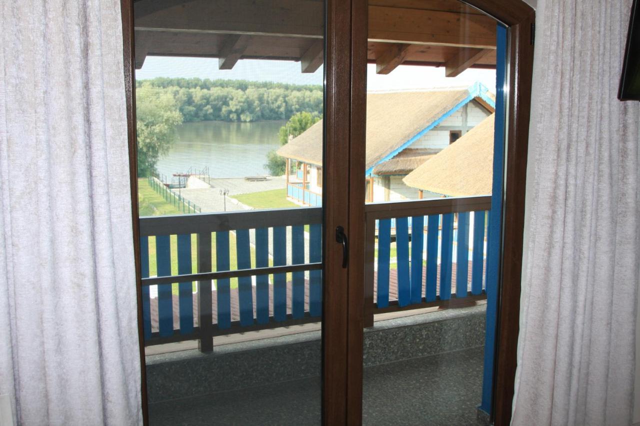 Camere De Inchiriat Baltenii De Sus Exterior photo